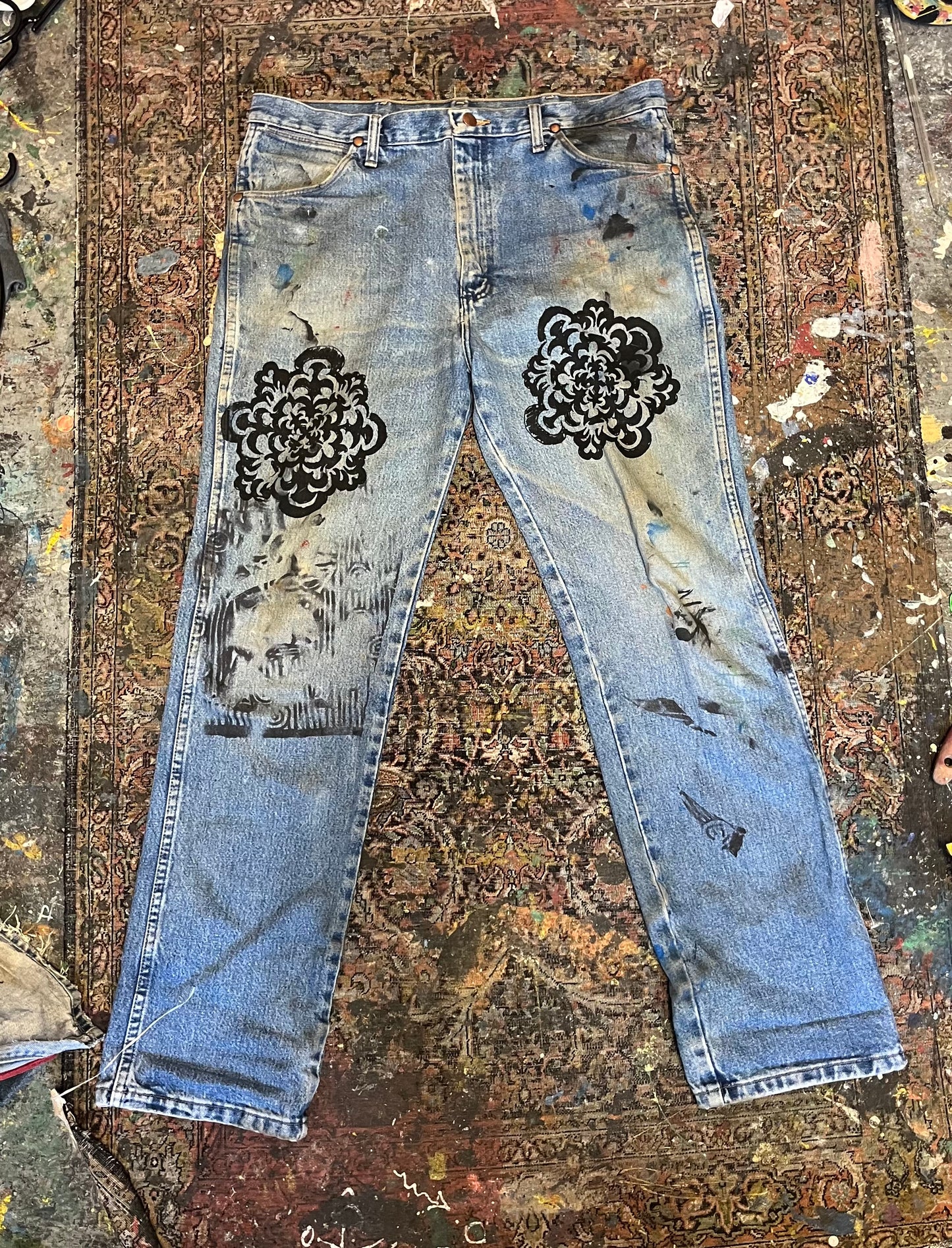 Louie Jeanz 35x32”