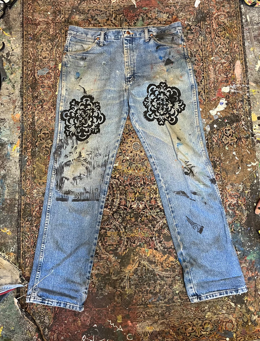 Louie Jeanz 35x32”